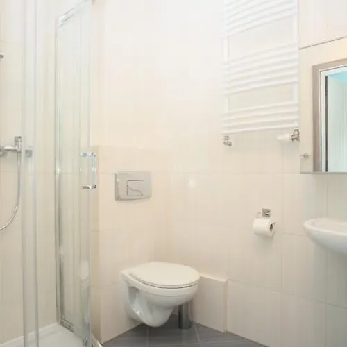 Browar Jedlinka Hostel *